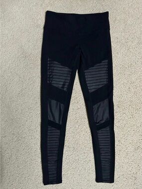 ALO Yoga Black Moto-Style Jeggings with Panel Detailing. Size Medium.